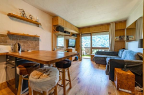 Furnished apartment with a terrace very close to the village Rated 3 stars